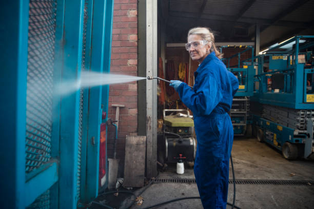 Best Concrete Pressure Washing  in Nett, MO